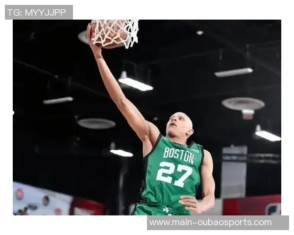 沃尔什半场完美表现七投全中三分三中三狂砍18分3篮板3抢断展现狠人风范