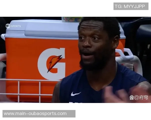 兰德尔表现出色17投10中贡献23分10篮板4助攻带领球队取得胜利 兰德尔表现出色17投10中贡献23分10篮板4助攻带领球队取得胜利