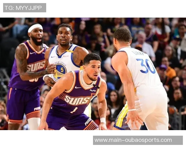 布克强调团队合作重要性力求避免单打独斗保持合理出手机会